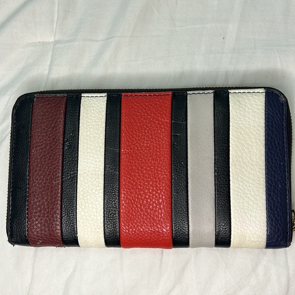 Steve Madden BZIPPY Zip Around Wallet Wristlet in Multicolor Stripe Preloved - Picture 3 of 6